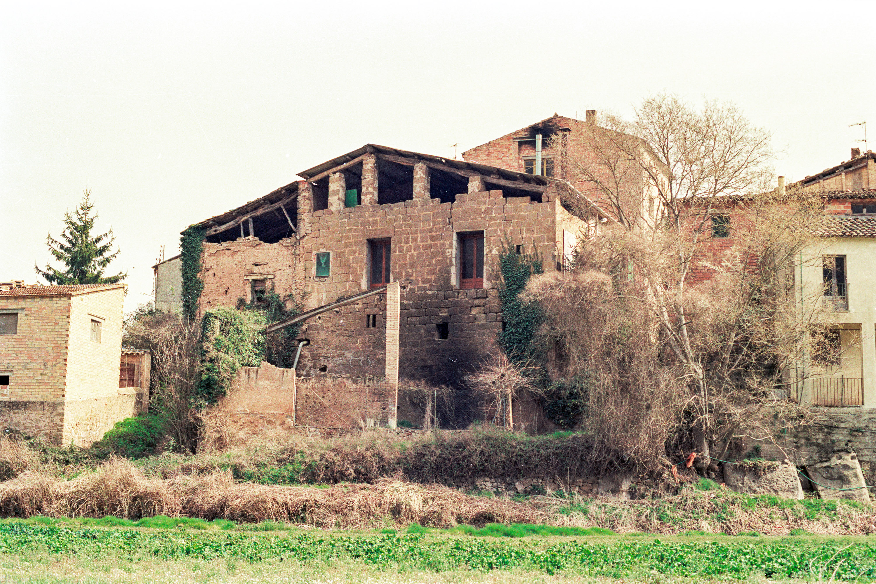 Cal Roma (Vell) i Cal Finestres