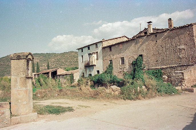 Darreres de Cal Lisso; Cal Flequer i Escoles
